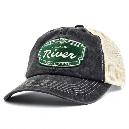 Kappe - Black River Sacramento Washed Trucker (schwarz/creme)