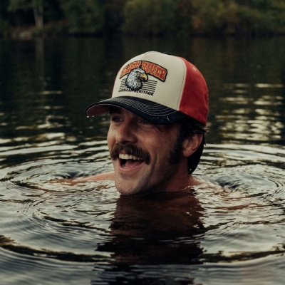 Kappe - Black River Falcon Cotton Cap (cremefarben/rot/schwarz)