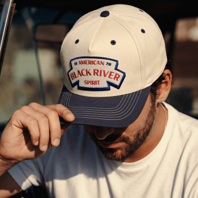 Kappe - Black River Nashville Cotton Snapback (cremefarben/Marineblau)