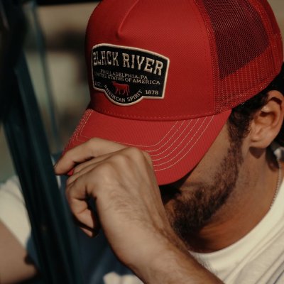Kappe - Black River Foundry Trucker (rot)