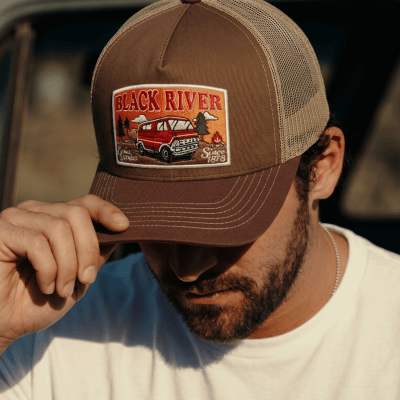 Kappe - Black River Camper Trucker (braun)
