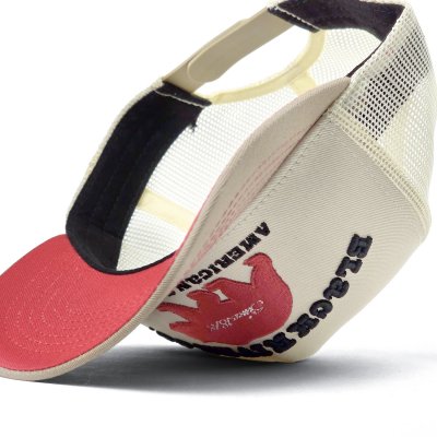 Kappe - Black River Bear Trucker (cremefarben/beige)