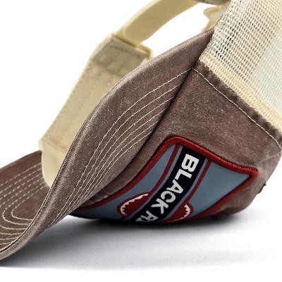 Kappe - Black River Dayton Washed Trucker (braun)