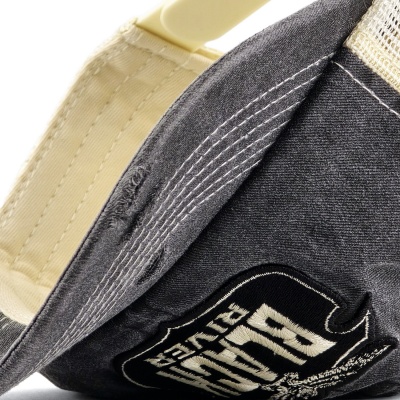 Kappe - Black River Eagle Washed Trucker (schwarz/creme)