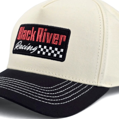 Kappe - Black River Racing Cotton Snapback (Offwhite/Schwarz)