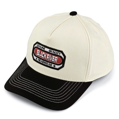 Kappe - Black River Richmond Cotton Snapback (Offwhite/Schwarz)