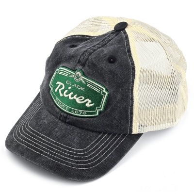 Kappe - Black River Sacramento Washed Trucker (schwarz/creme)