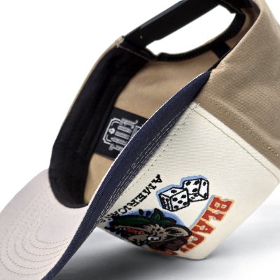 Kappe - Black River Gambler Trucker (cremeweiß/beige/marineblau)