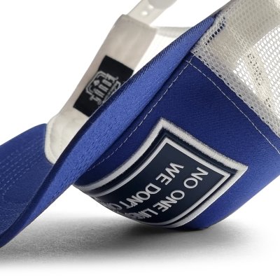 Kappe - Gårda Trucker We Don't Care (blau/weiss)