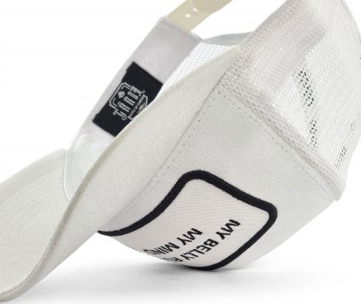 Kappe - Gårda Velvet Trucker My Belly (weiß)