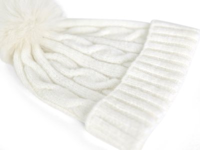 Mützen - Gårda Saas-Fee Cable Knit Wool Mix Beanie (weiß)